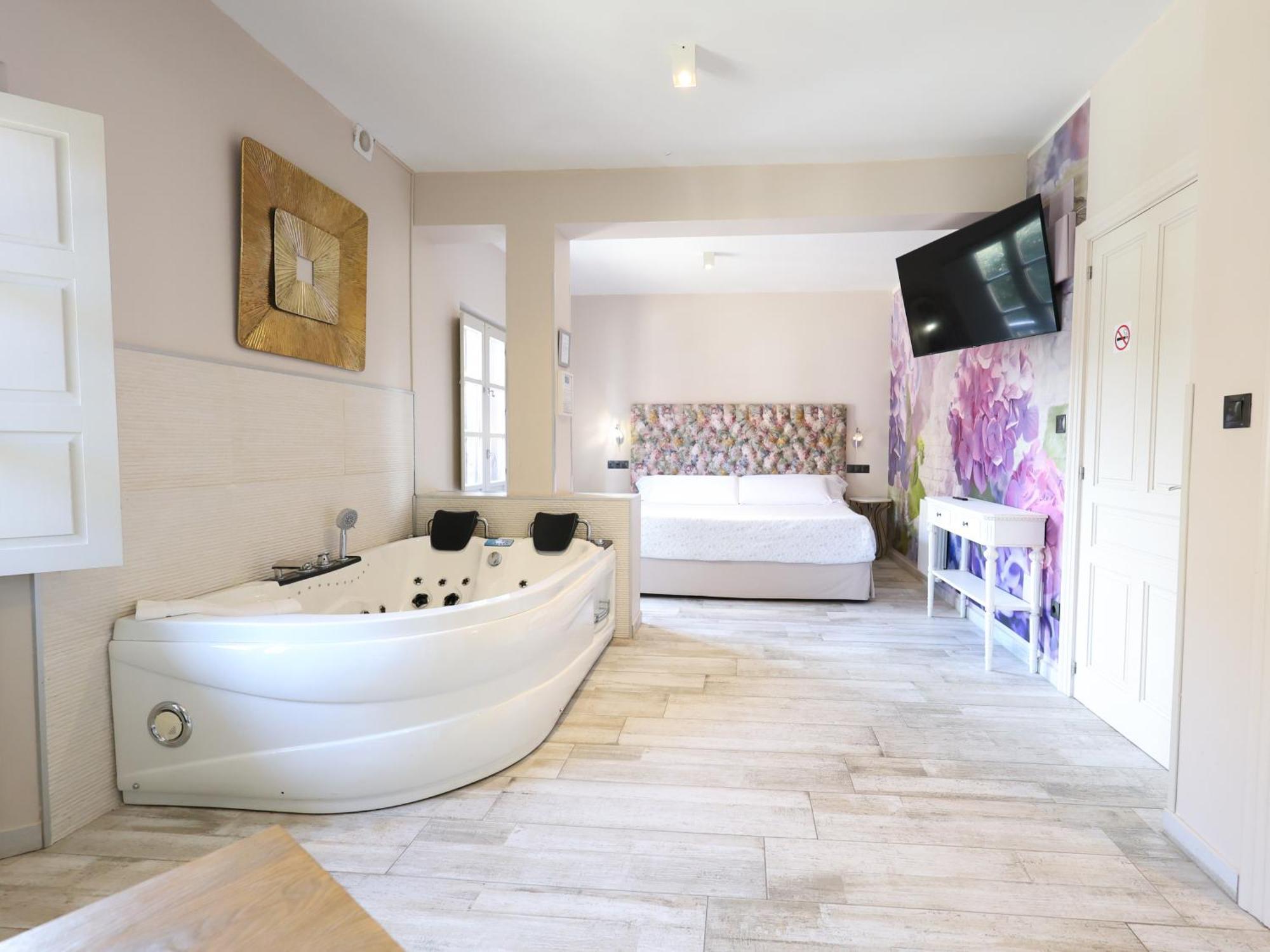 Akla Suites Con Jacuzzi Santillana Santillana del Mar Exteriér fotografie
